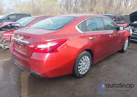 2016 Nissan Altima 2.5/2.5 S/2.5 Sl/2.5 Sr/2.5 Sv из США, поврежденный, VIN 1N4AL3AP3GC193459